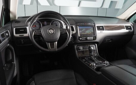 Volkswagen Touareg III, 2016 год, 3 649 000 рублей, 6 фотография