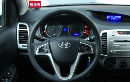 Hyundai i20 IB рестайлинг, 2010 год, 650 000 рублей, 14 фотография