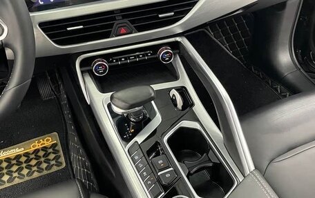 Geely Tugella FY11, 2021 год, 1 550 005 рублей, 12 фотография