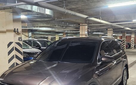 Volkswagen Tiguan II, 2017 год, 2 050 000 рублей, 1 фотография