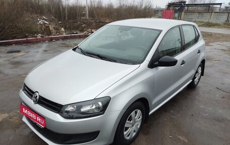 Volkswagen Polo VI (EU Market), 2011 год, 850 000 рублей, 1 фотография