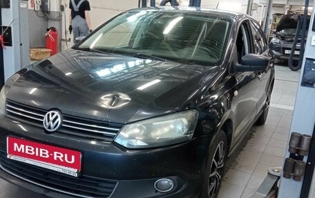 Volkswagen Polo VI (EU Market), 2011 год, 430 000 рублей, 1 фотография