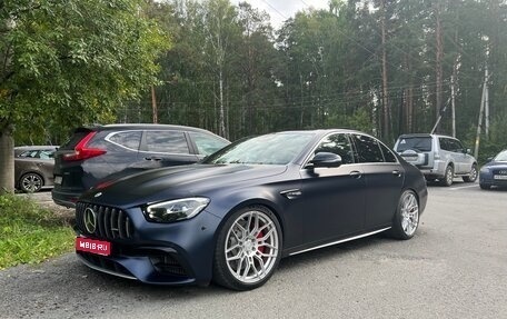 Mercedes-Benz E-Класс AMG, 2022 год, 14 500 000 рублей, 1 фотография