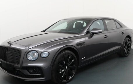 Bentley Flying Spur, 2022 год, 19 700 000 рублей, 2 фотография