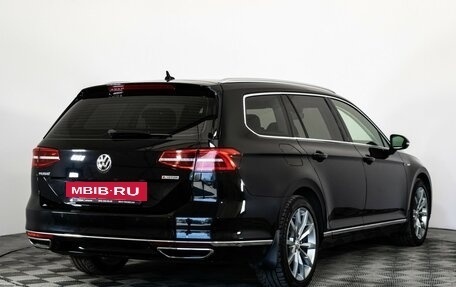 Volkswagen Passat B8 рестайлинг, 2018 год, 2 449 000 рублей, 6 фотография