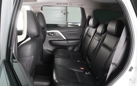 Mitsubishi Pajero Sport III рестайлинг, 2020 год, 3 730 000 рублей, 9 фотография