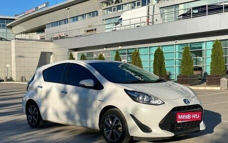 Toyota Aqua I, 2018 год, 1 255 990 рублей, 1 фотография