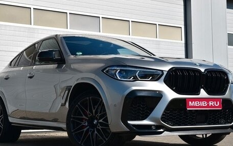 BMW X6 M, 2022 год, 1 фотография
