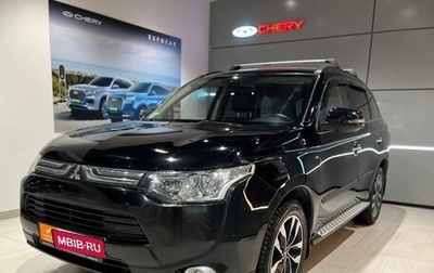 Mitsubishi Outlander III рестайлинг 3, 2013 год, 1 750 000 рублей, 1 фотография