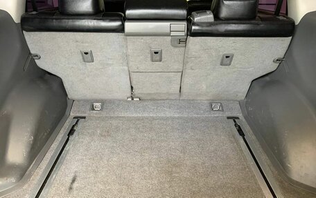 Toyota Land Cruiser Prado 150 рестайлинг 2, 2010 год, 2 500 000 рублей, 8 фотография
