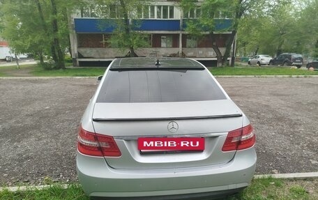 Mercedes-Benz E-Класс, 2011 год, 1 800 000 рублей, 2 фотография