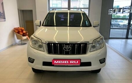 Toyota Land Cruiser Prado 150 рестайлинг 2, 2010 год, 2 500 000 рублей, 2 фотография