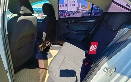 Skoda Rapid I, 2017 год, 989 995 рублей, 12 фотография
