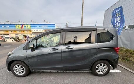 Honda Freed I, 2011 год, 856 000 рублей, 4 фотография