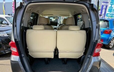 Honda Freed I, 2011 год, 856 000 рублей, 10 фотография
