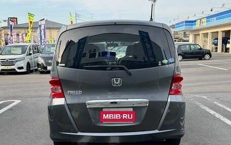Honda Freed I, 2011 год, 856 000 рублей, 7 фотография
