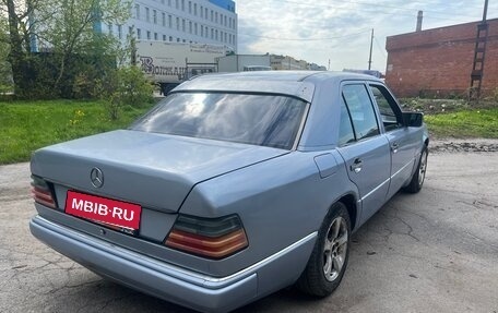 Mercedes-Benz W124, 1990 год, 230 000 рублей, 7 фотография