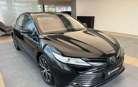 Toyota Camry, 2020 год, 3 050 000 рублей, 3 фотография