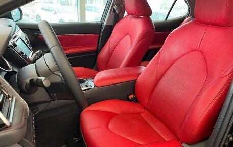 Toyota Camry, 2020 год, 3 050 000 рублей, 9 фотография