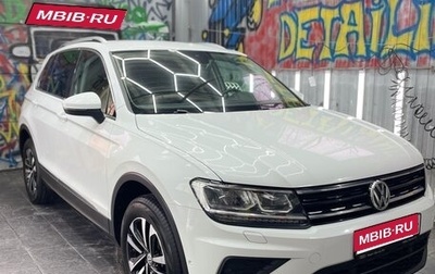 Volkswagen Tiguan II, 2019 год, 2 800 000 рублей, 1 фотография