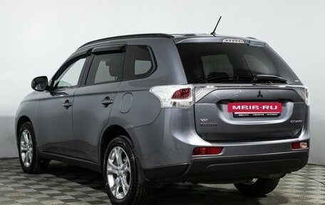 Mitsubishi Outlander III рестайлинг 3, 2012 год, 1 479 585 рублей, 7 фотография