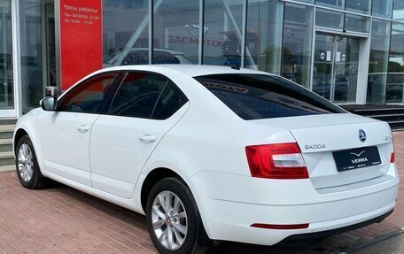 Skoda Octavia, 2018 год, 1 590 000 рублей, 7 фотография