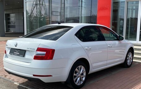 Skoda Octavia, 2018 год, 1 590 000 рублей, 5 фотография