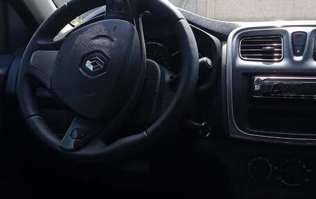 Renault Sandero II рестайлинг, 2014 год, 700 000 рублей, 6 фотография
