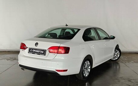 Volkswagen Jetta VI, 2013 год, 895 000 рублей, 4 фотография