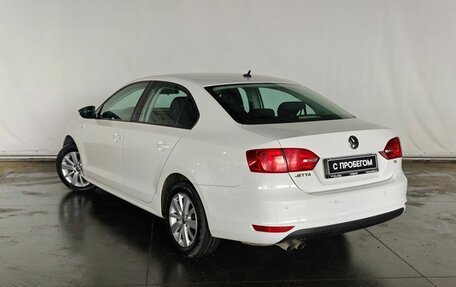 Volkswagen Jetta VI, 2013 год, 895 000 рублей, 6 фотография