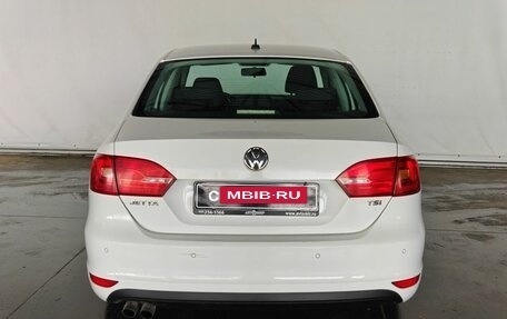 Volkswagen Jetta VI, 2013 год, 895 000 рублей, 5 фотография