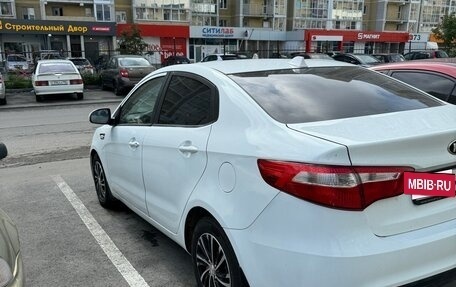 KIA Rio III рестайлинг, 2014 год, 859 000 рублей, 3 фотография