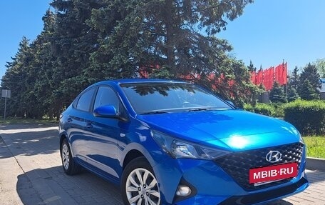 Hyundai Solaris II рестайлинг, 2020 год, 1 680 000 рублей, 3 фотография
