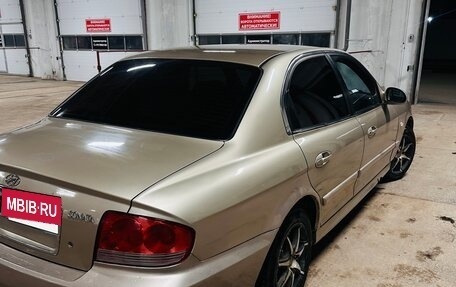Hyundai Sonata IV рестайлинг, 2004 год, 380 000 рублей, 6 фотография