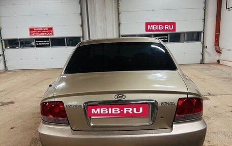Hyundai Sonata IV рестайлинг, 2004 год, 380 000 рублей, 4 фотография