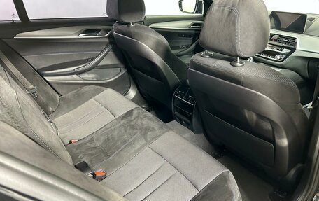 BMW 5 серия, 2017 год, 3 099 000 рублей, 13 фотография