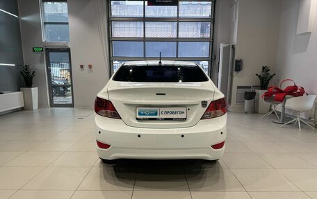 Hyundai Solaris II рестайлинг, 2011 год, 599 000 рублей, 5 фотография