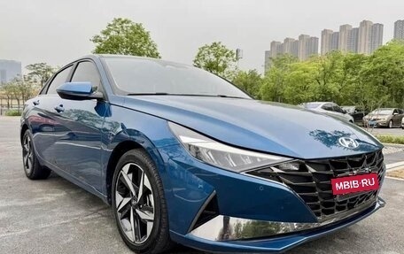 Hyundai Elantra, 2021 год, 1 250 000 рублей, 4 фотография