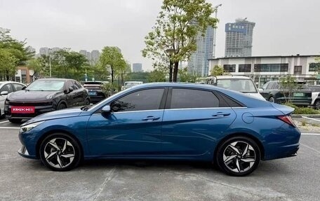 Hyundai Elantra, 2021 год, 1 250 000 рублей, 2 фотография