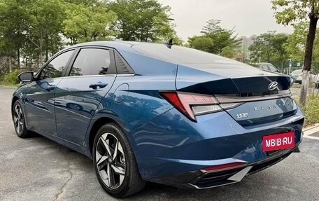 Hyundai Elantra, 2021 год, 1 250 000 рублей, 8 фотография