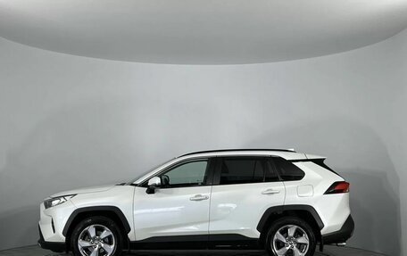Toyota RAV4, 2021 год, 3 399 000 рублей, 8 фотография