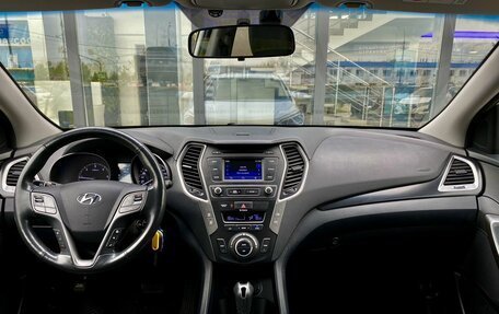 Hyundai Santa Fe III рестайлинг, 2016 год, 2 499 000 рублей, 11 фотография