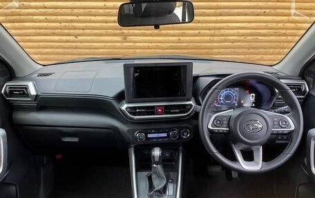 Daihatsu Rocky, 2021 год, 1 350 000 рублей, 3 фотография