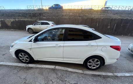 Hyundai Solaris II рестайлинг, 2013 год, 900 000 рублей, 4 фотография