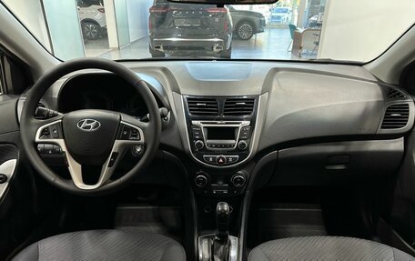 Hyundai Solaris II рестайлинг, 2014 год, 899 900 рублей, 8 фотография