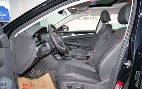 Volkswagen Passat B8 рестайлинг, 2022 год, 2 000 000 рублей, 8 фотография
