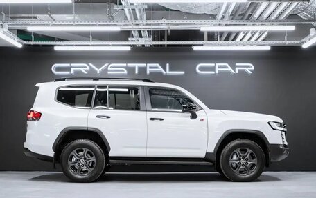Toyota Land Cruiser, 2024 год, 7 фотография