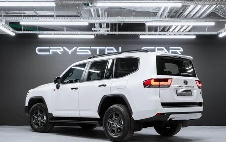 Toyota Land Cruiser, 2024 год, 10 фотография