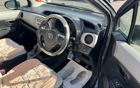 Toyota Vitz, 2011 год, 959 000 рублей, 10 фотография