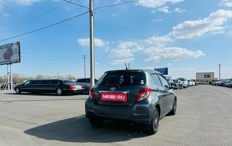 Toyota Vitz, 2011 год, 959 000 рублей, 6 фотография